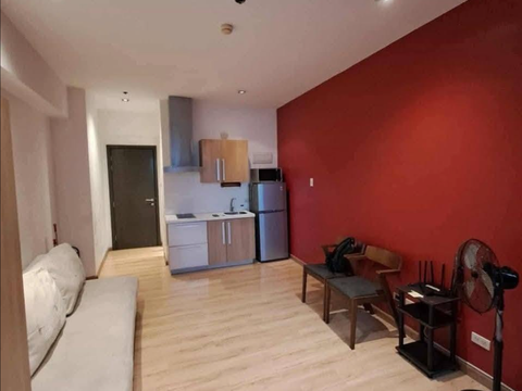 Studio with balcony at Knightsbridge Residences